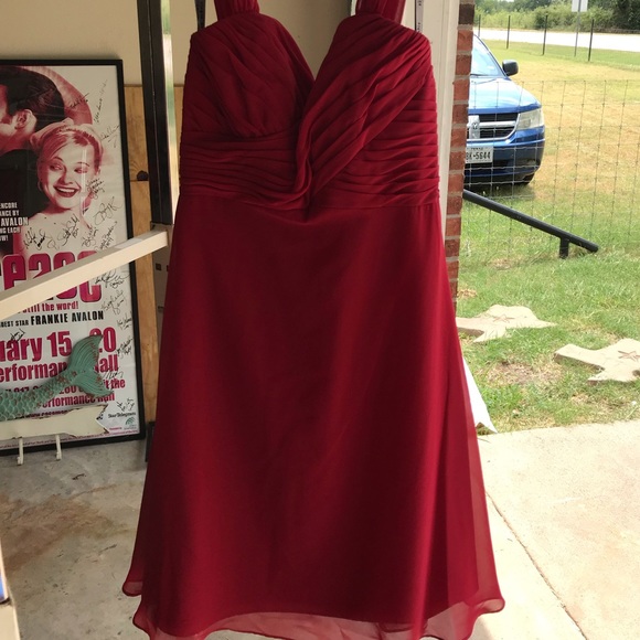 Formal Dresses - Picture 2 of 4